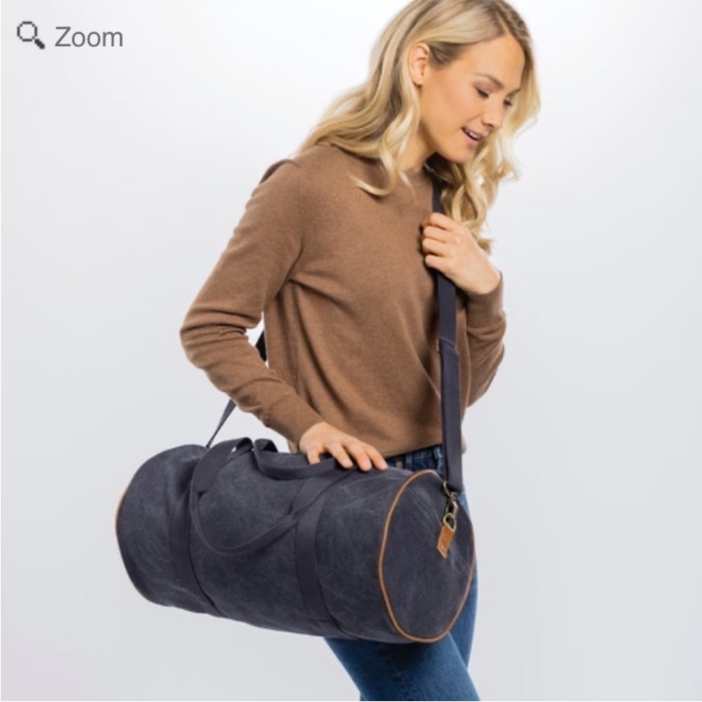 Thirty One Duffle - New with tags! - Picture 5 of 5